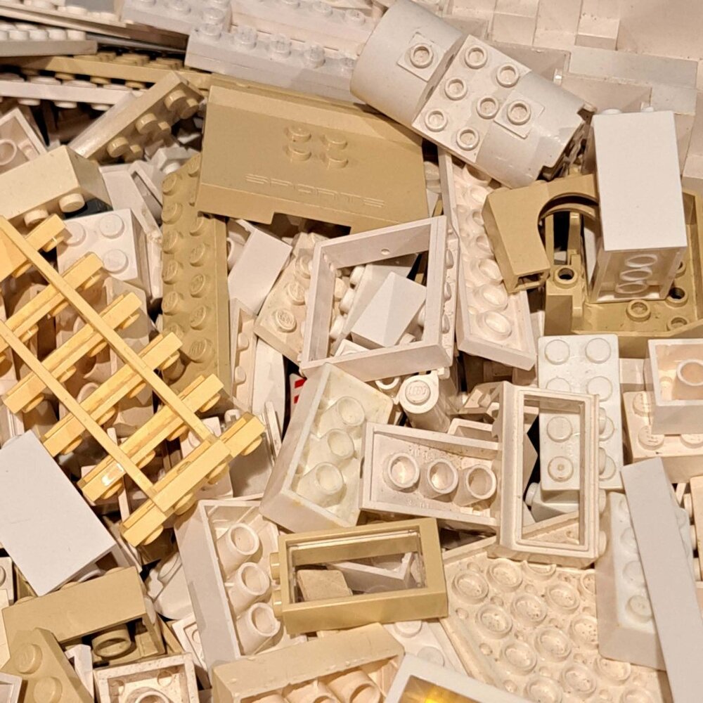 Bulk lot of white beige Lego - Picture 11 of 12